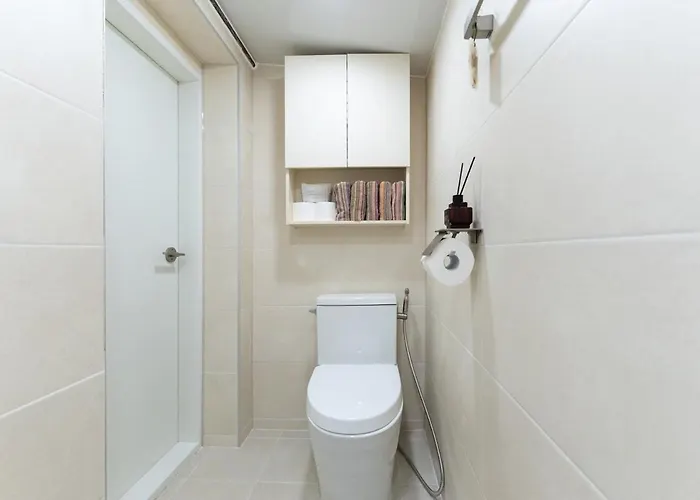 Pause Opening Special - 3 Minutes To Mapo-gu Office Station, 5 Minutes To Airport Bus, Hongdae, Mangwon, Hannam, Itaewon, 4 Beds For 8 People, 3-story Private House, Rooftop 公寓