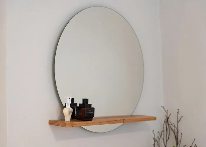 Pause Opening Special - 3 Minutes To Mapo-gu Office Station, 5 Minutes To Airport Bus, Hongdae, Mangwon, Hannam, Itaewon, 4 Beds For 8 People, 3-story Private House, Rooftop
