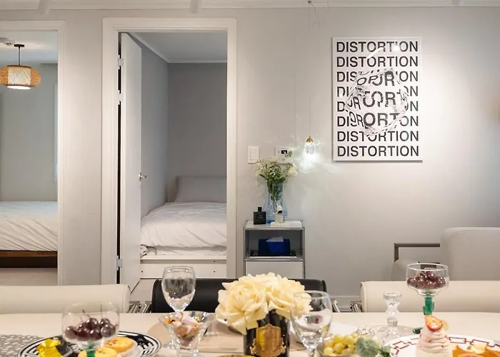 公寓 Pause Opening Special - 3 Minutes To Mapo-gu Office Station, 5 Minutes To Airport Bus, Hongdae, Mangwon, Hannam, Itaewon, 4 Beds For 8 People, 3-story Private House, Rooftop 首爾