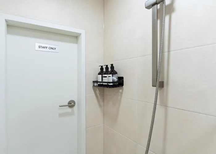 公寓 Pause Opening Special - 3 Minutes To Mapo-gu Office Station, 5 Minutes To Airport Bus, Hongdae, Mangwon, Hannam, Itaewon, 4 Beds For 8 People, 3-story Private House, Rooftop *